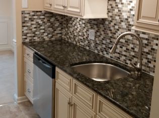 1420 Maple Rd APT 8, Amherst, NY 14221