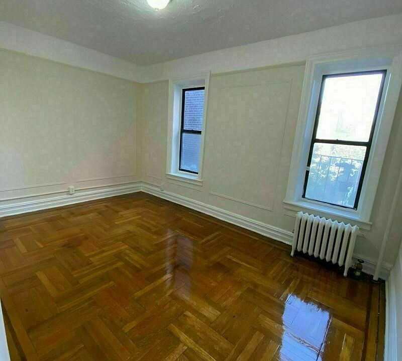 2nd image of 302 Marine Ave #C25