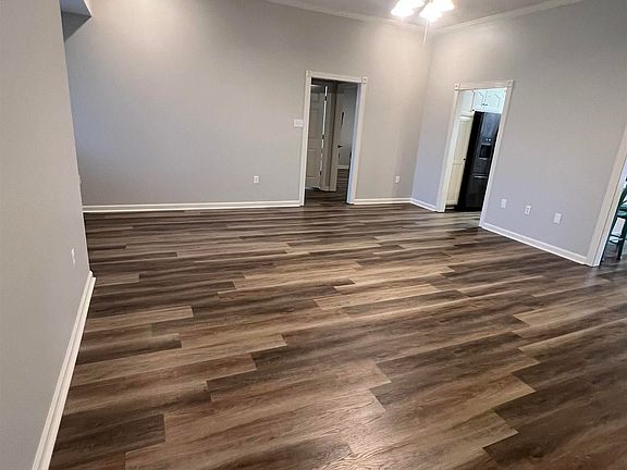 2nd image of 19 Sunbelt Ct