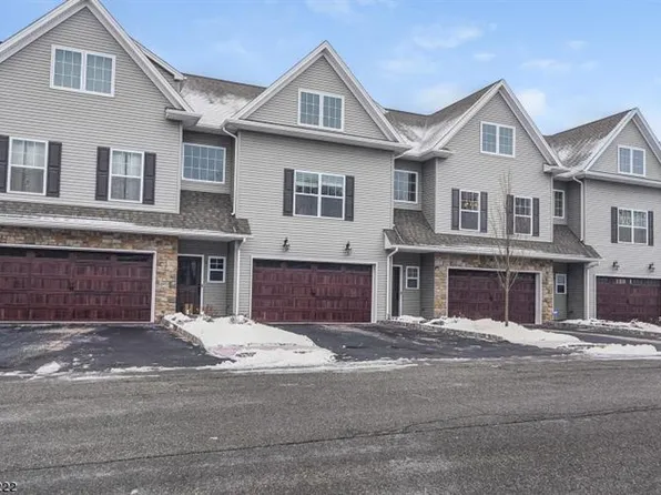 8 Clark St #102, Denville, NJ 07834