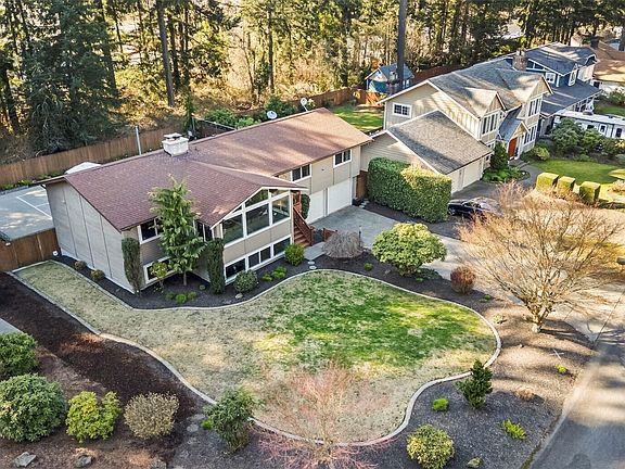 3rd image of 3722 72nd Avenue Ct W