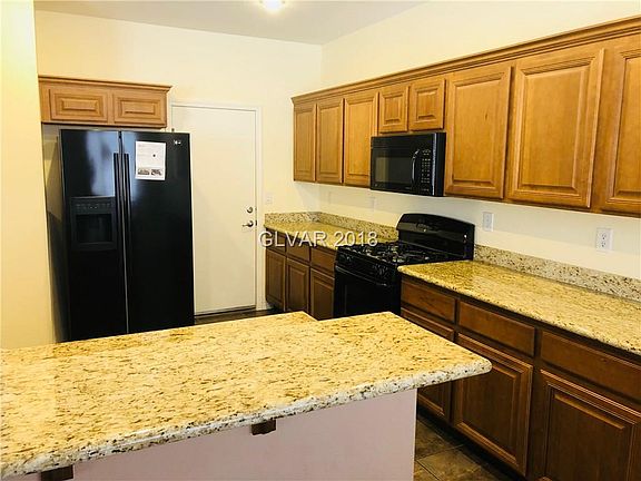 5th image of 545 Newberry Springs Dr