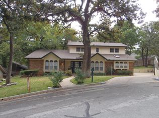 4210 Hampstead Ct, Arlington, TX 76013