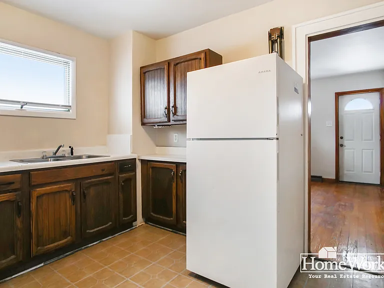 506 S 31st St — Photo 9