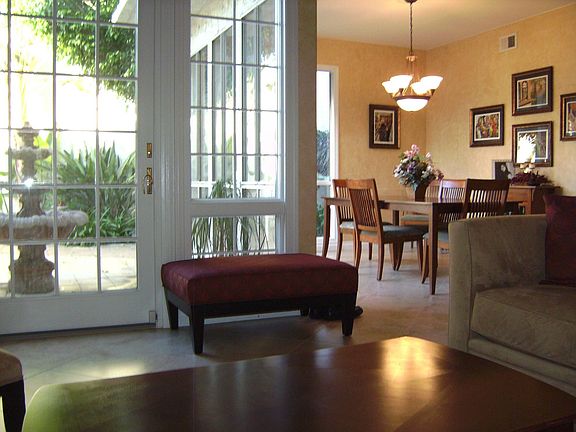View to Courtyard/Formal Dining