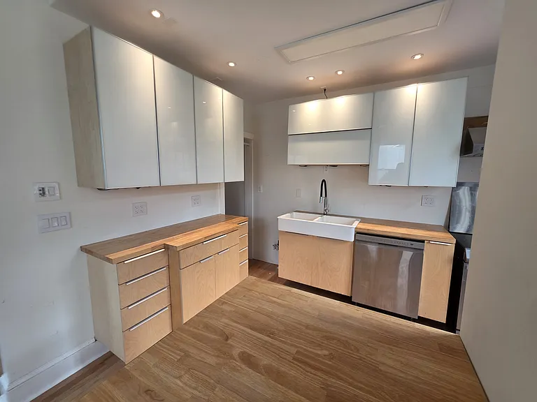 Custom kitchen cabinets and lighting...