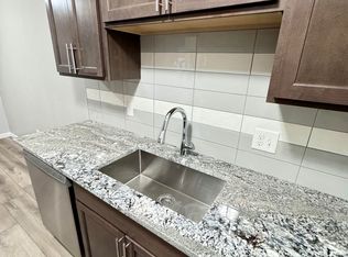 1252 E West Maple Rd APT 6, Walled Lake, MI 48390