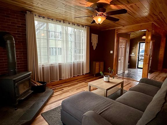 4th image of E5281 Sunset Rd