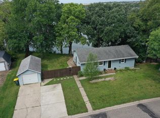 727 11th St NW, Willmar, MN 56201