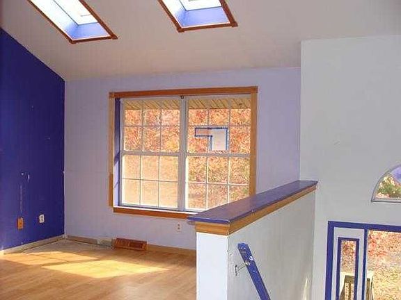 Entrance & Living Room