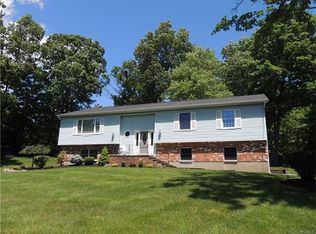 165 Schunnemunk Rd, Highland Mills, NY 10930