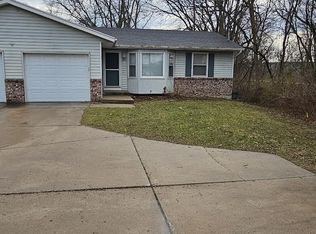 2574 Prairie St SW, Wyoming, MI 49519