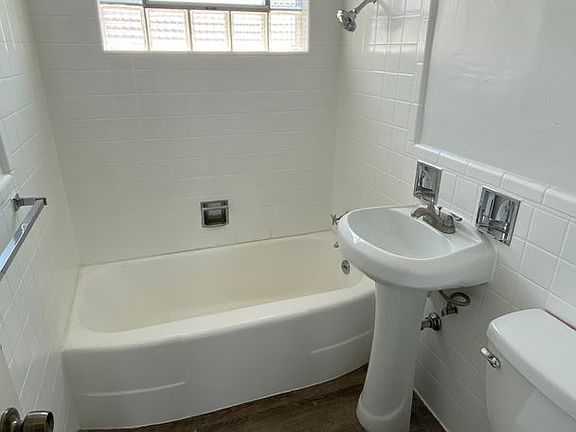 5th image of 1457 Kenton St #503