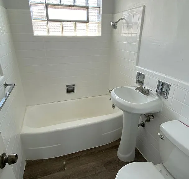 1457 Kenton St #503 — Photo 5