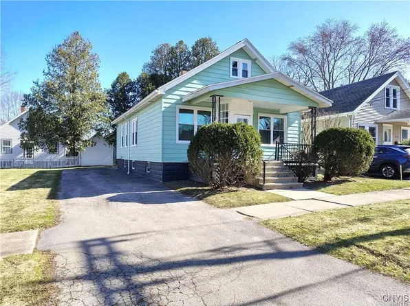 920 Arnold Ave, Utica, NY 13502