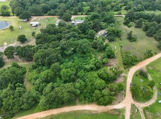 276 Manning Ln, Madisonville, TX 77864