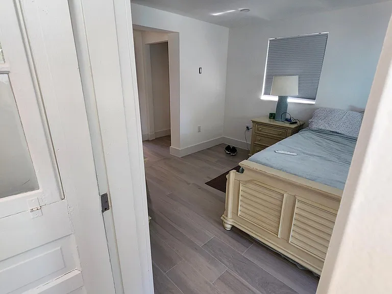 100 N Ocean Ln — Photo 6