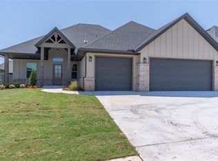 9216 SW 42nd St, Oklahoma City, OK 73179