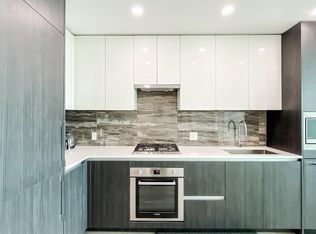 1888 Gilmore Ave #1408, Burnaby, BC V5C 0L2