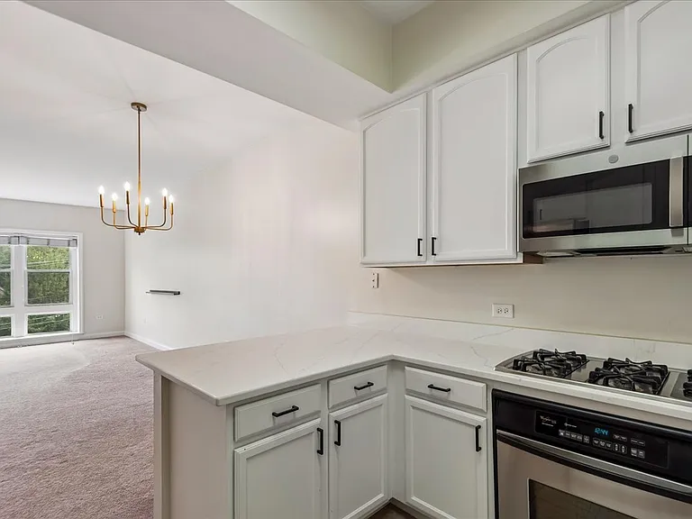300 E Church St #307 — Photo 3