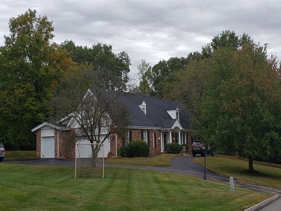 3rd image of 20 Dunleith Dr