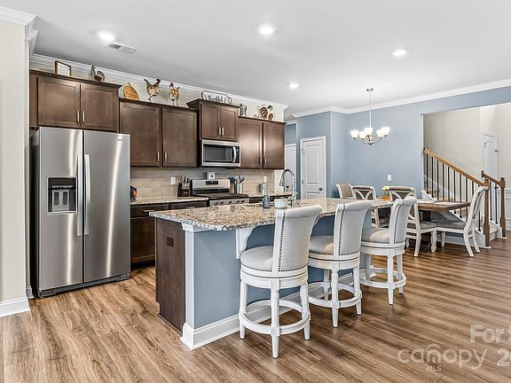 5th image of 4112 Steel Way