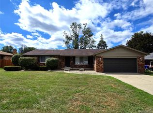 31355 Cyril, Fraser, MI 48026