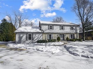 1710 Green Hollow Ct, Dayton, OH 45458