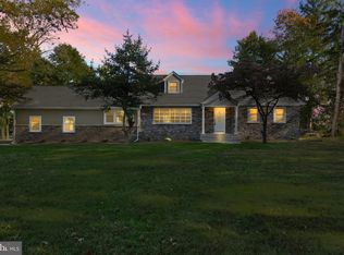 12 Lochatong Rd, Ewing, NJ 08628