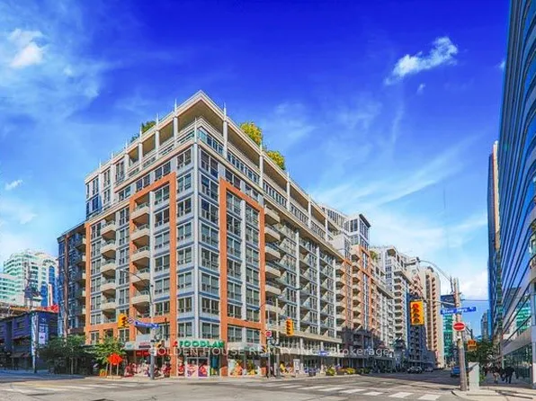 270 Wellington St W #618, Toronto, ON M5V 3P5