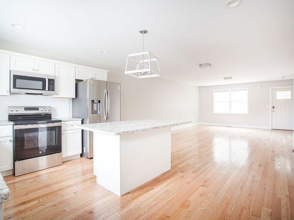 2 Vernon St Unit 3