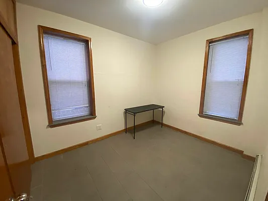 Rented by King Zone Realty Inc | media 10