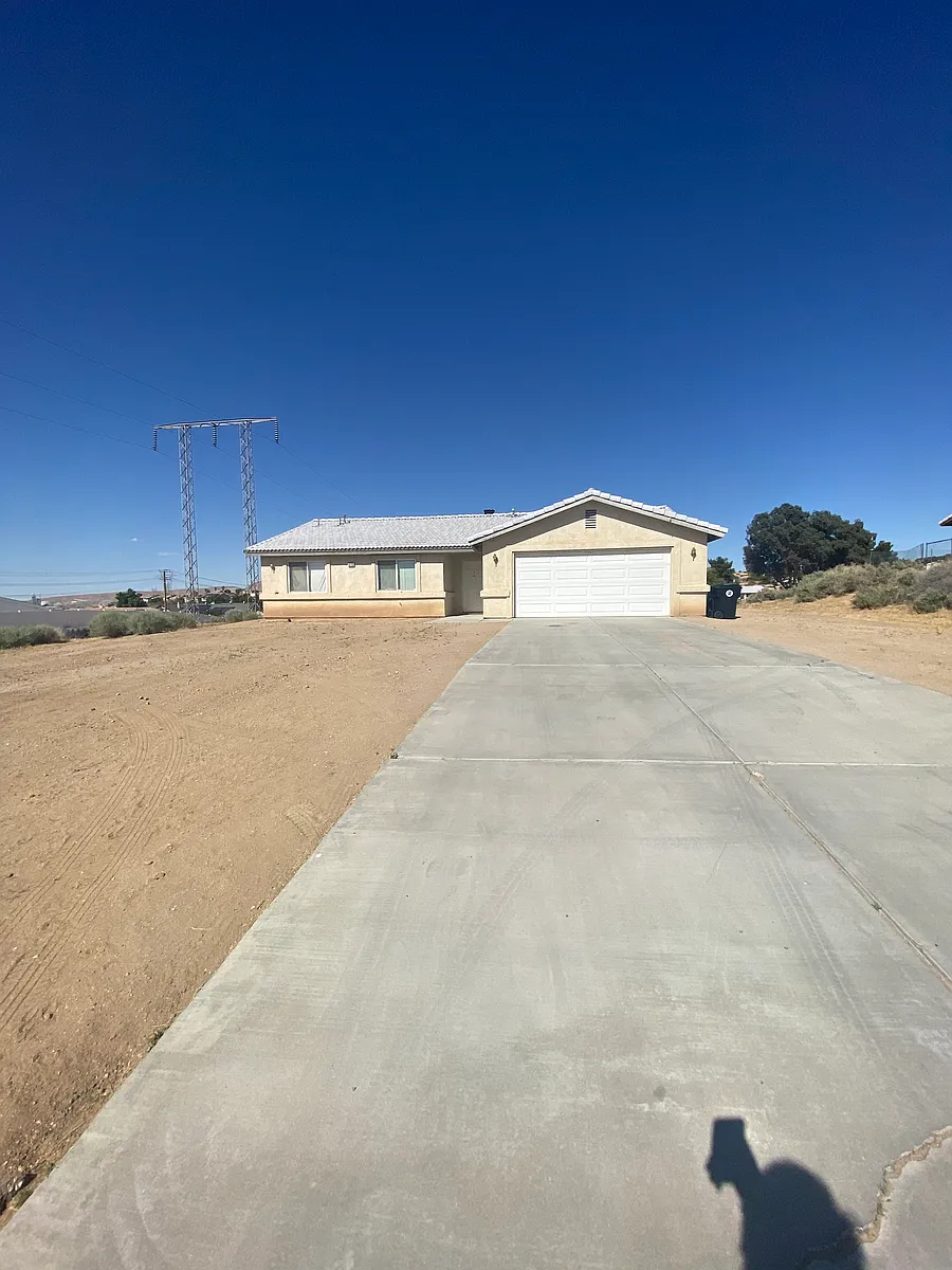 Building Photo - 16733 Majela Ave