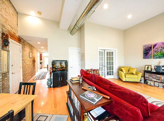 4th image of 1217 W Sunnyside Ave APT 3