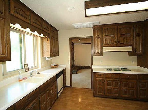 3rd image of 10157 E 24th Pl