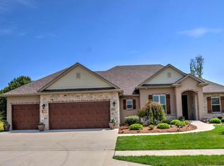 5414 Steeplechase Dr, Columbia, MO 65203