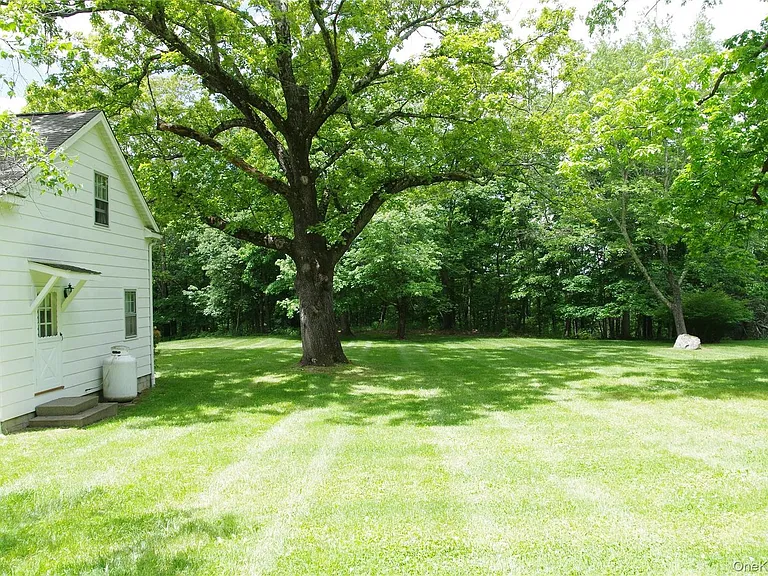 2464 Route 82 — Photo 3