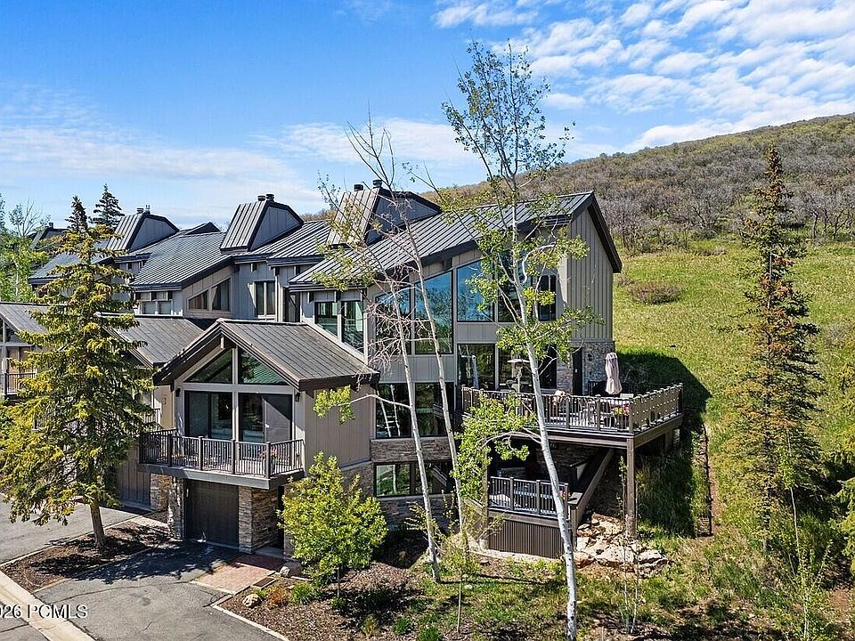 1st image of 1375 Pinnacle Dr #70