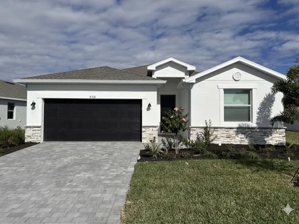 8318 Waterscape Rd, Englewood, FL 34224