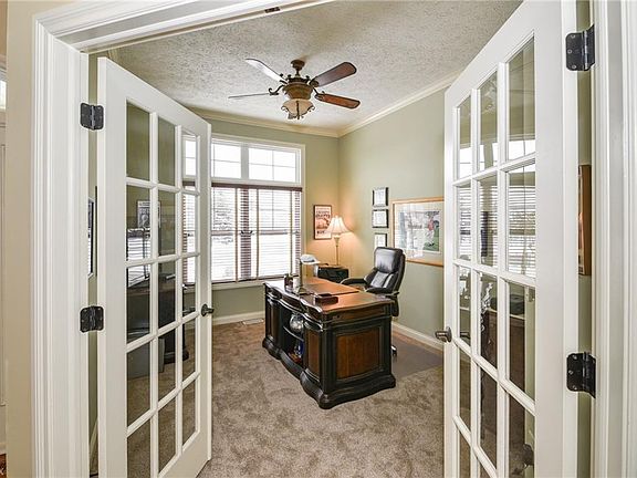 5th image of 146 Kensington Ct