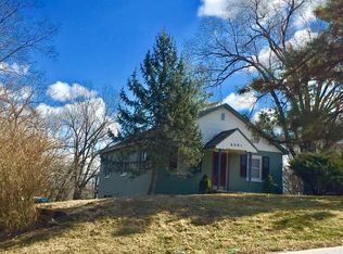 6001 NW Bell Rd, Parkville, MO 64152