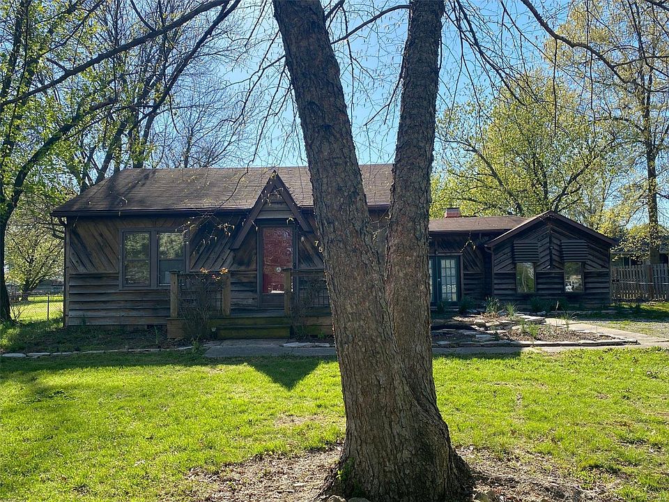 1st image of 75 Lindenwood Dr