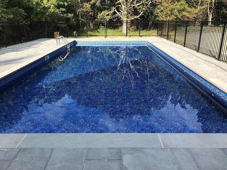40 Greenfield Rd — Photo 4
