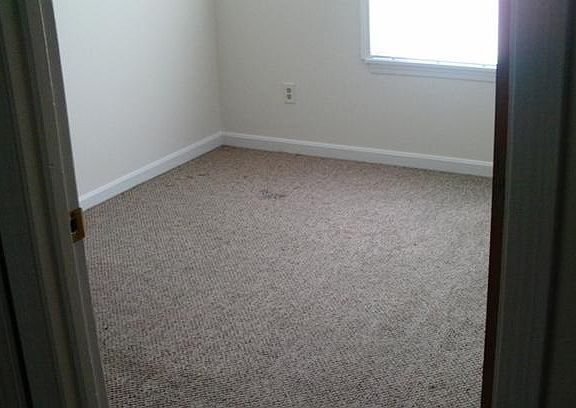 4th image of 107 Kenton Ct APT 3
