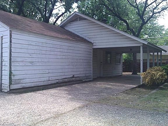 4th image of 1701 Robinwood Dr