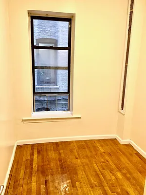 Rented by Corcoran | media 27