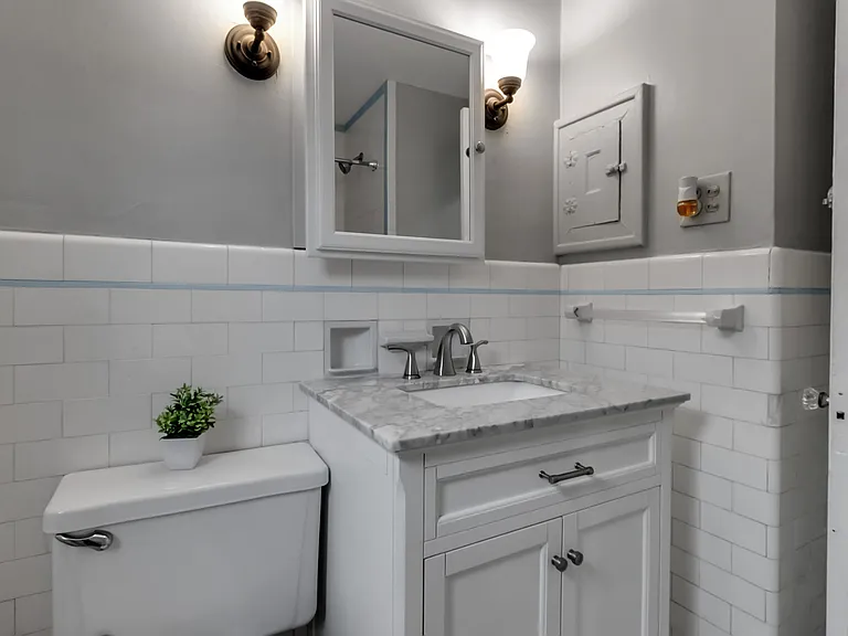 272 Windermere Blvd #2 — Photo 16