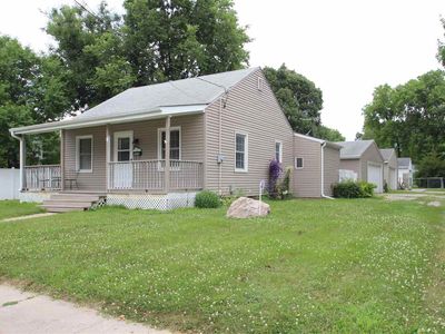 1210 E State St, Mason City, IA, 50401