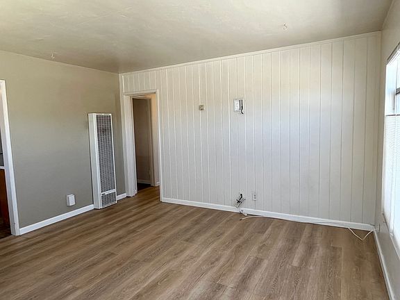 5th image of 1570 Hornblend St