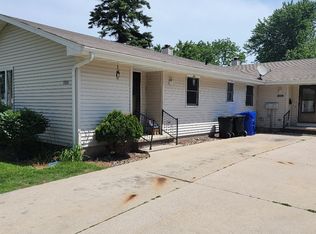 1826 S Jefferson St, Appleton, WI 54915